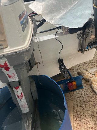 Barco Río 400 con toldo