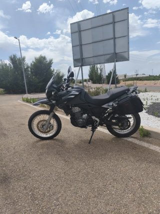 Aprilia Pegaso Trail 650 Negra