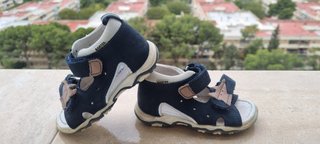 Sandalias niño Bartek Talla 21
