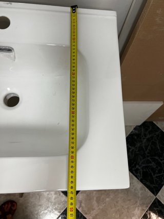 Inodoro y lavabo de cerámica