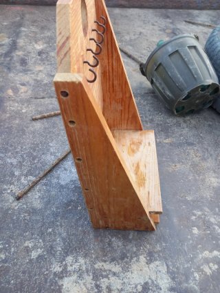 Colgador de madera para llaves y herramientas