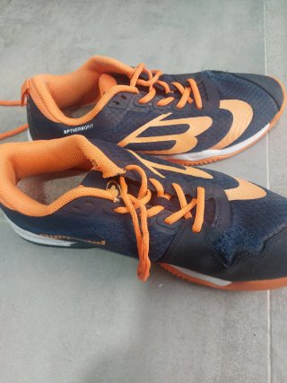 Zapatillas BullPadel Azul y Naranja