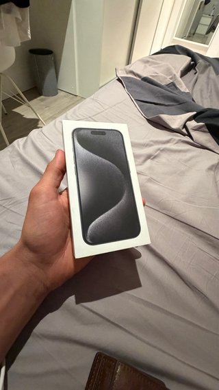 iPhone 15 Pro Gris Roto 256gb