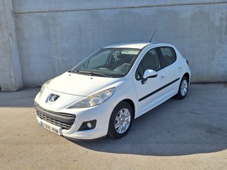 Peugeot 207 2011