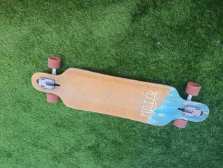 Longboard Miller Usado