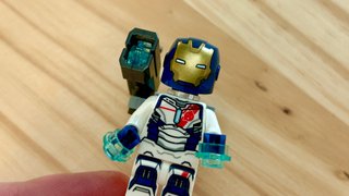 LEGO Marvel Avengers - Iron Man Legion (Ultrón)