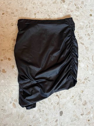 Conjunto negro efecto cuero PLT