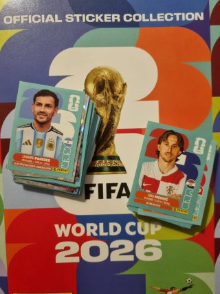 100 cromos DIFERENTES Mundial 2026 Panini
