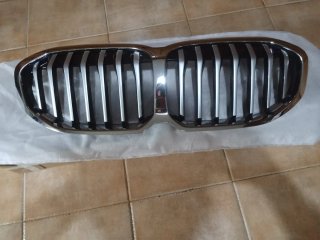 Rejilla BMW Serie 1 F40, 2022 Cromada