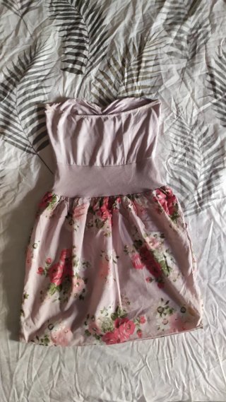 Vestido de verano floral rosa