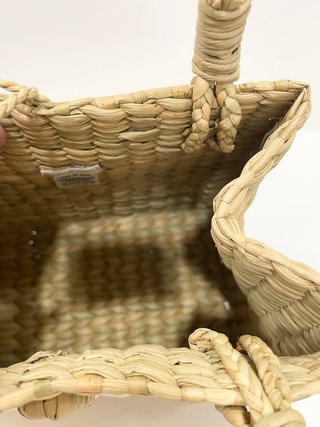 Cesto rafia con conchas y cristales  eseOese