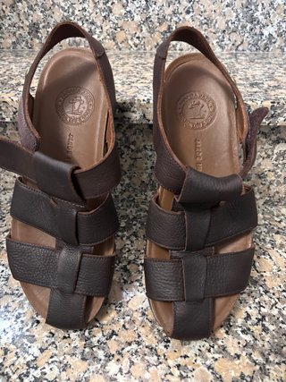 Sandalias Panama Jack Marrón