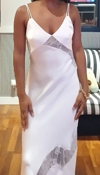 Vestido rosa satén con encaje