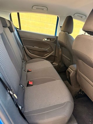 Peugeot 308 2021