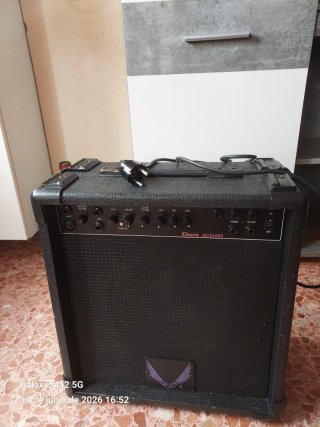Amplificador Dean DGX1025