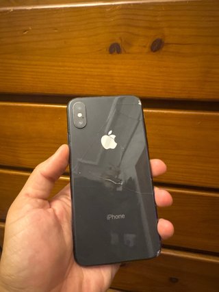 iPhone XS con Funda