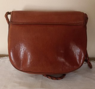 Bolso bandolera de cuero marrón