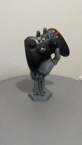 Soporte Mando PS5 Mano Robótica