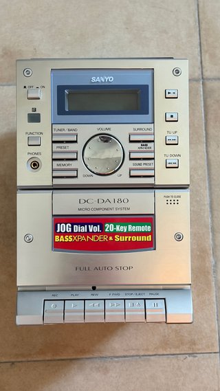 Minicadena Sanyo DC-DA180