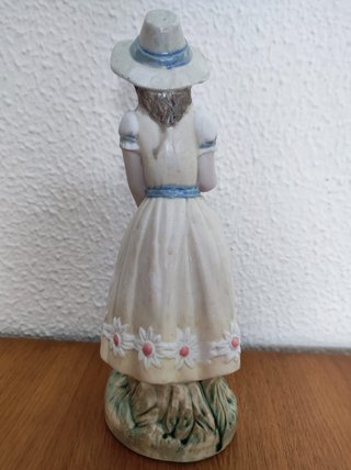 Figura niña PAL con patitos