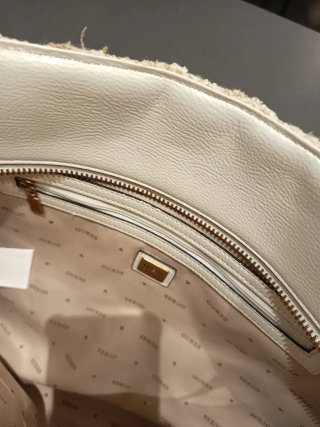 Bolso Guess Beige y Blanco