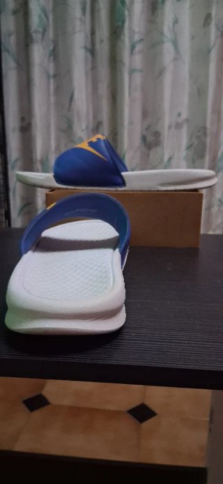 Chanclas Nike Azul y Amarillo