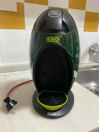 Cafetera Dolce Gusto DeLonghi Jovia Munich