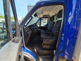 IVECO Daily 35S18 3.0D Koffer 2022