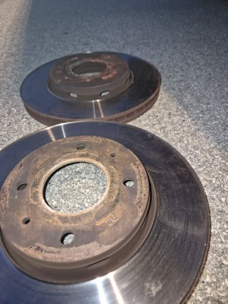 Discos y pastillas freno Volvo S40