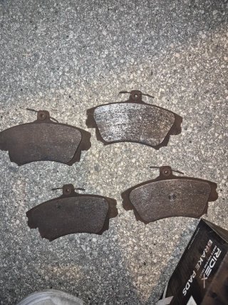 Discos y pastillas freno Volvo S40