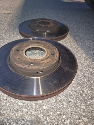 Discos y pastillas freno Volvo S40