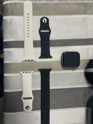 Correas Apple Watch Blancas y Negras