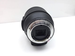 objetivos sony selp18200