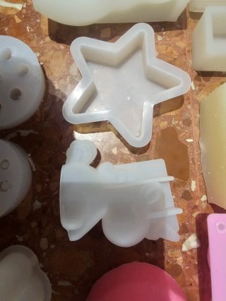 Lote 3 kilos de Moldes Silicona Velas