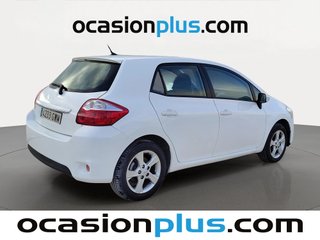 Toyota Auris 1.4 D-4D Live 66 kW (90 CV)
