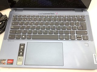 pc portatil lenovo 82xx