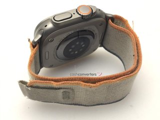 apple watch ultra 2 49mm (gps 4g) titanio