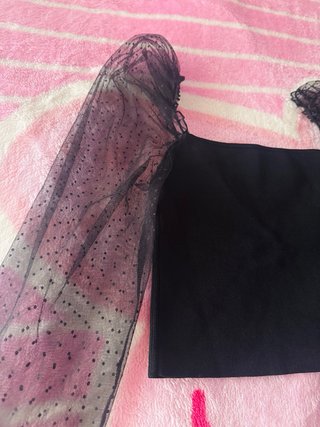 Blusa negra manga larga transparente