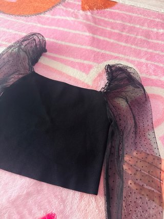 Blusa negra manga larga transparente