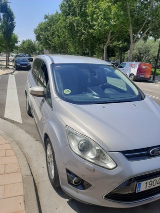 Ford Grand C-MAX 2012