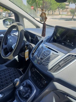 Ford Grand C-MAX 2012