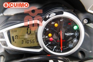 TRIUMPH STREET TRIPLE R