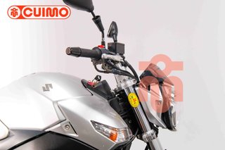 SUZUKI GSR 600