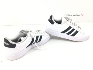 zapatillas adidas