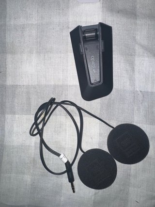 Módulo Cardo Packtalk Neo mas speaker jbl