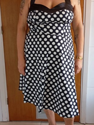 Vestido Pin Up DRESSTELLS  Negro y Blanco