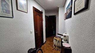 Piso en venta en Plaza España - Villa Pilar - Reyes Católicos - Vadillos en Burgos
