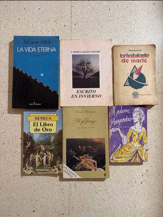 Libros variados. 3 euros la unidad.