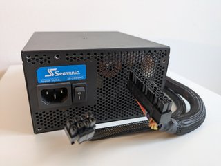 Fuente Alimentación Seasonic G-550 550W 80 Plus Go