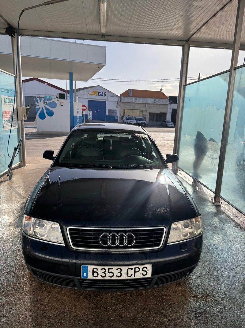 Audi A6 2003 - foto 1